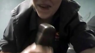 Tinh và hai thu dam xx người phục vụ treo